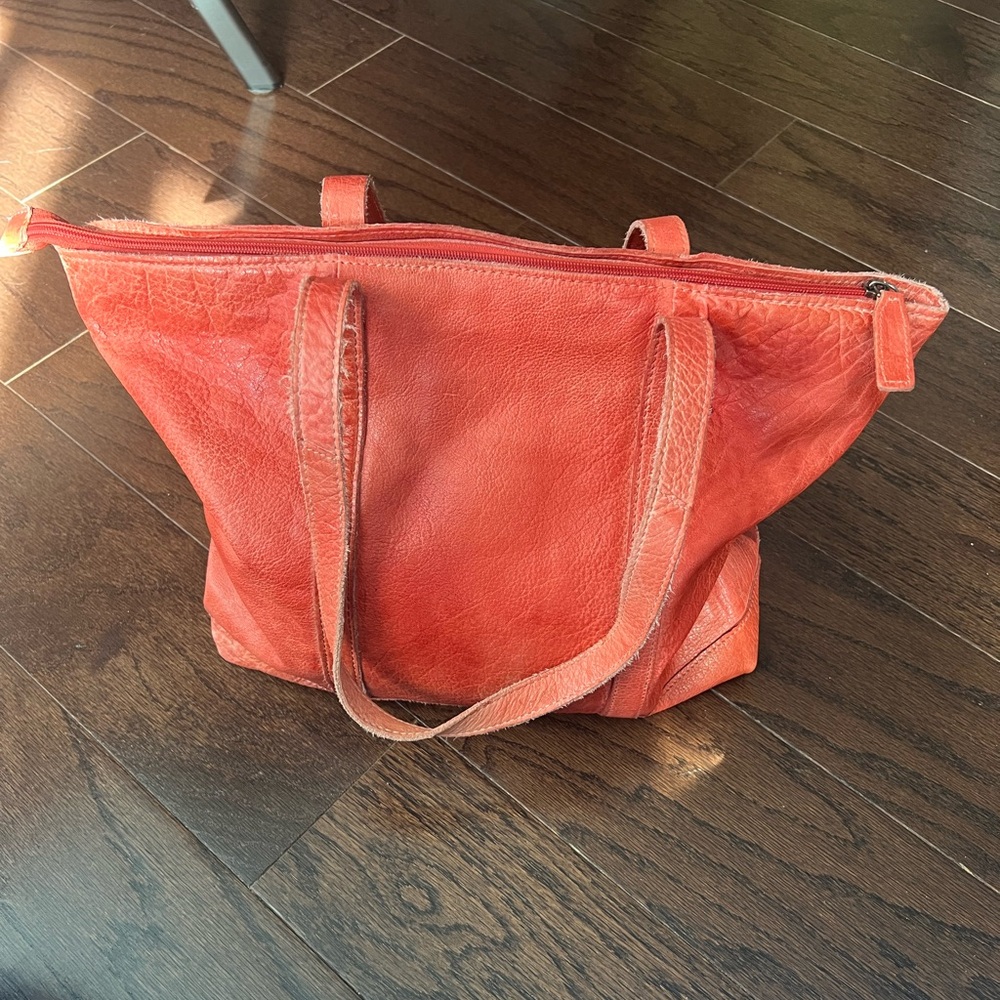 Latico Leathers Tote